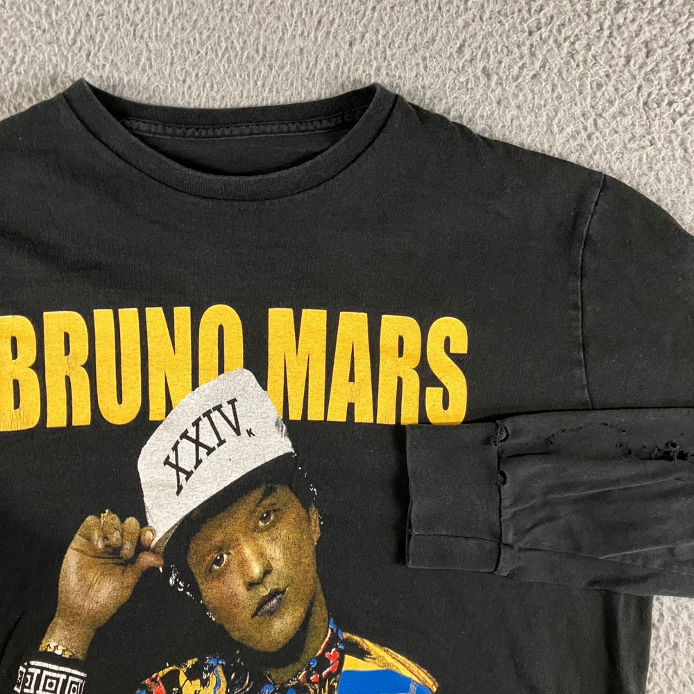Bruno Mars Tour T Shirt Men L Black 24K Magic World Tour 2018 L/S Distressed Tee